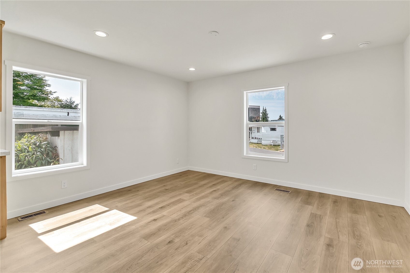 3237 S 182nd Place #221, SeaTac, WA 98188