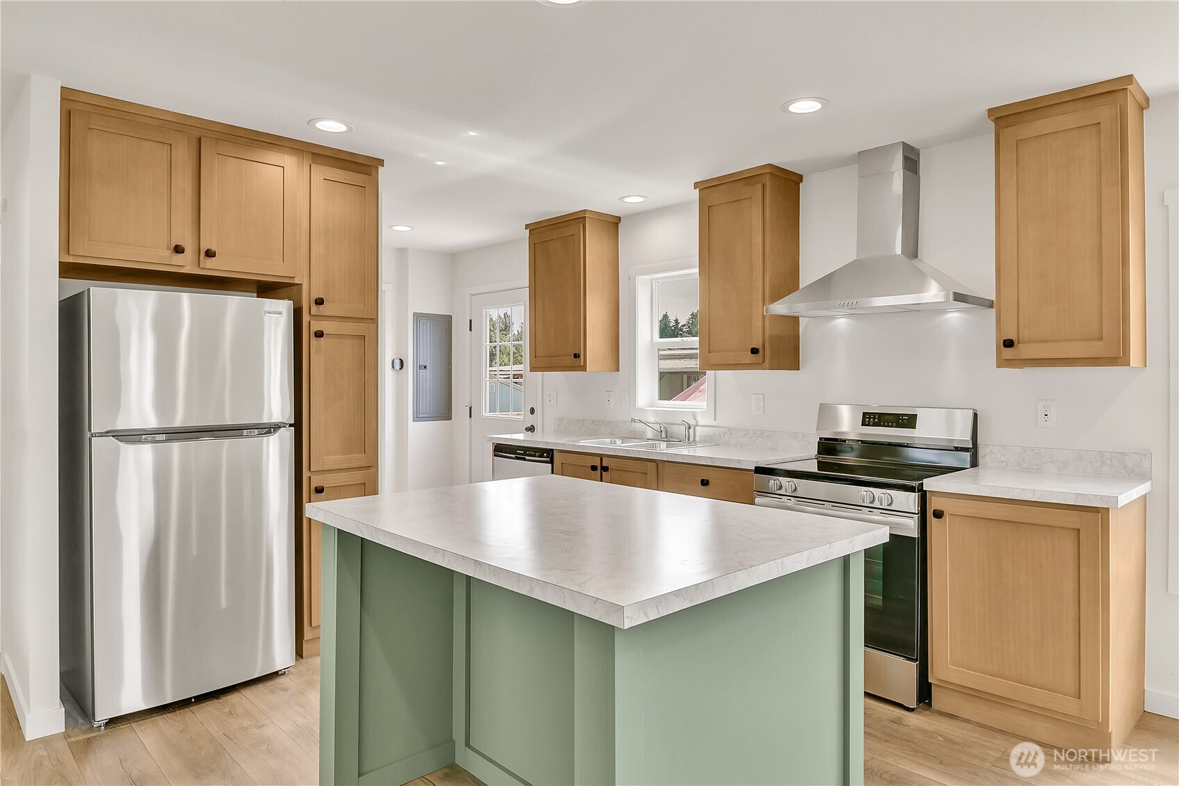 3237 S 182nd Place #221, SeaTac, WA 98188