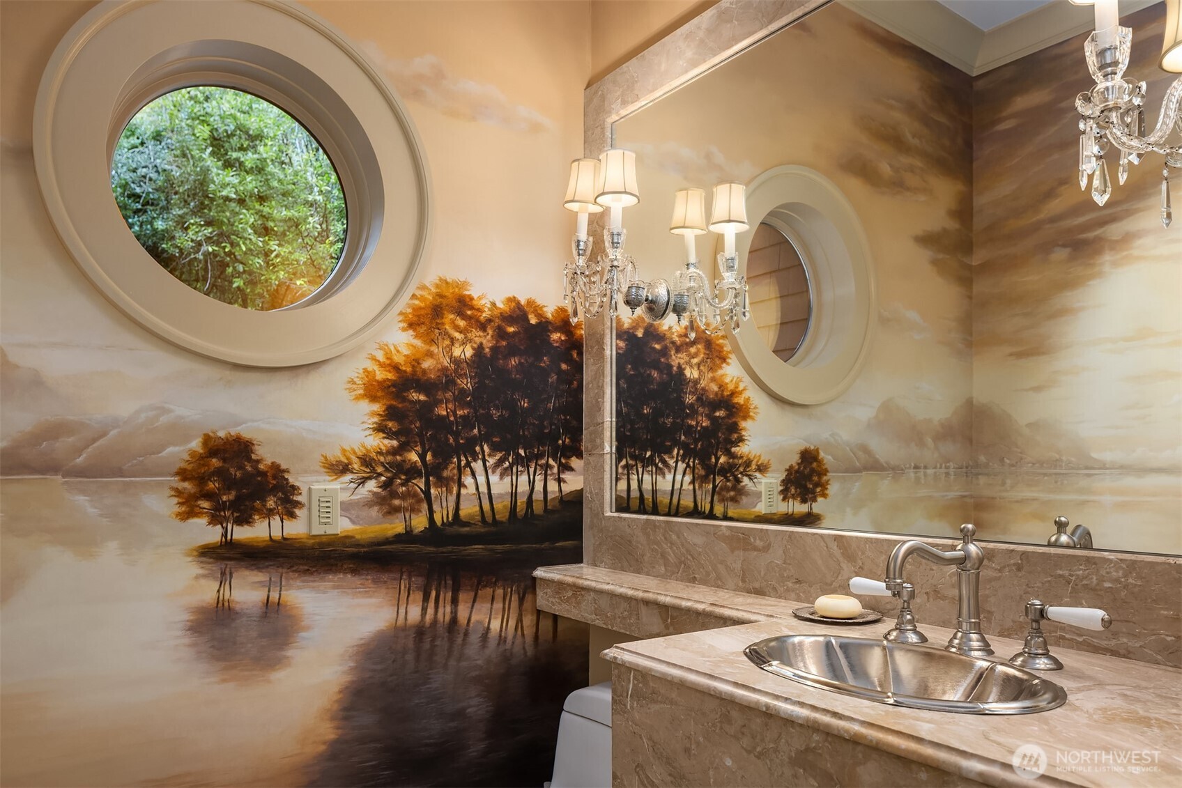 3814 E John Street , Seattle, WA 98112