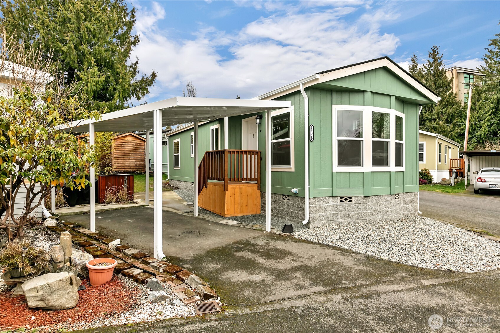 18320 35th Place S #384, SeaTac, WA 98188