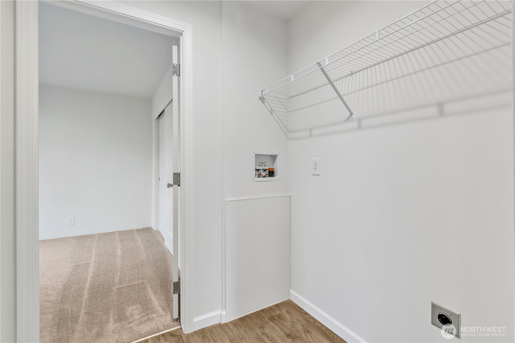18320 35th Place S #384, SeaTac, WA 98188