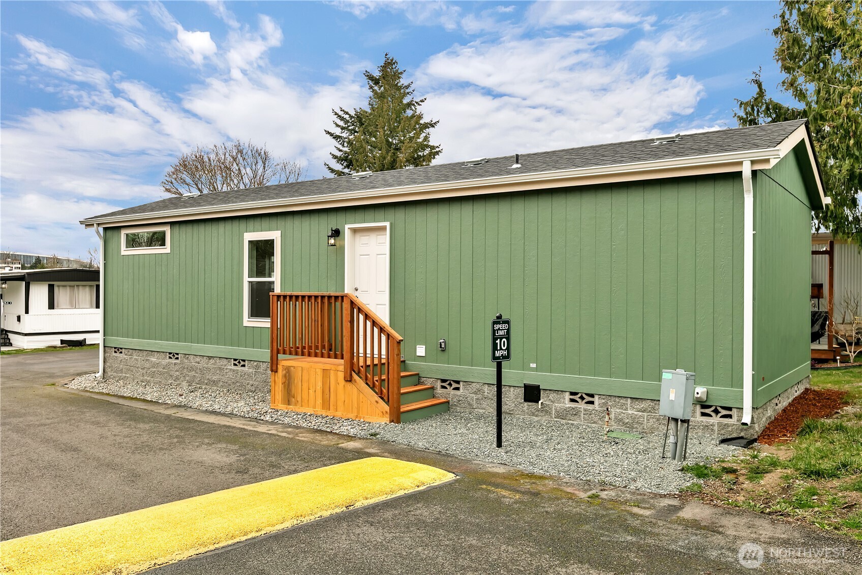 18320 35th Place S #384, SeaTac, WA 98188