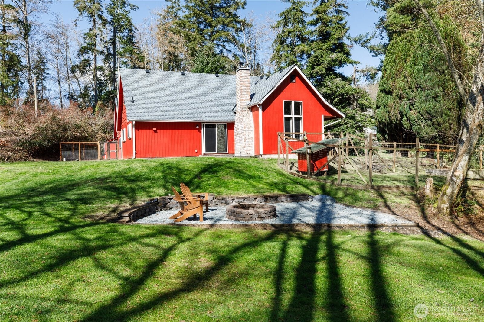 1269 Silver Lake Road , Oak Harbor, WA 98277