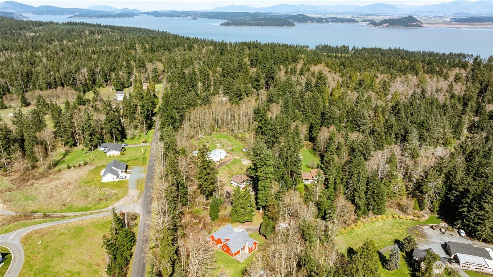 1269 Silver Lake Road , Oak Harbor, WA 98277