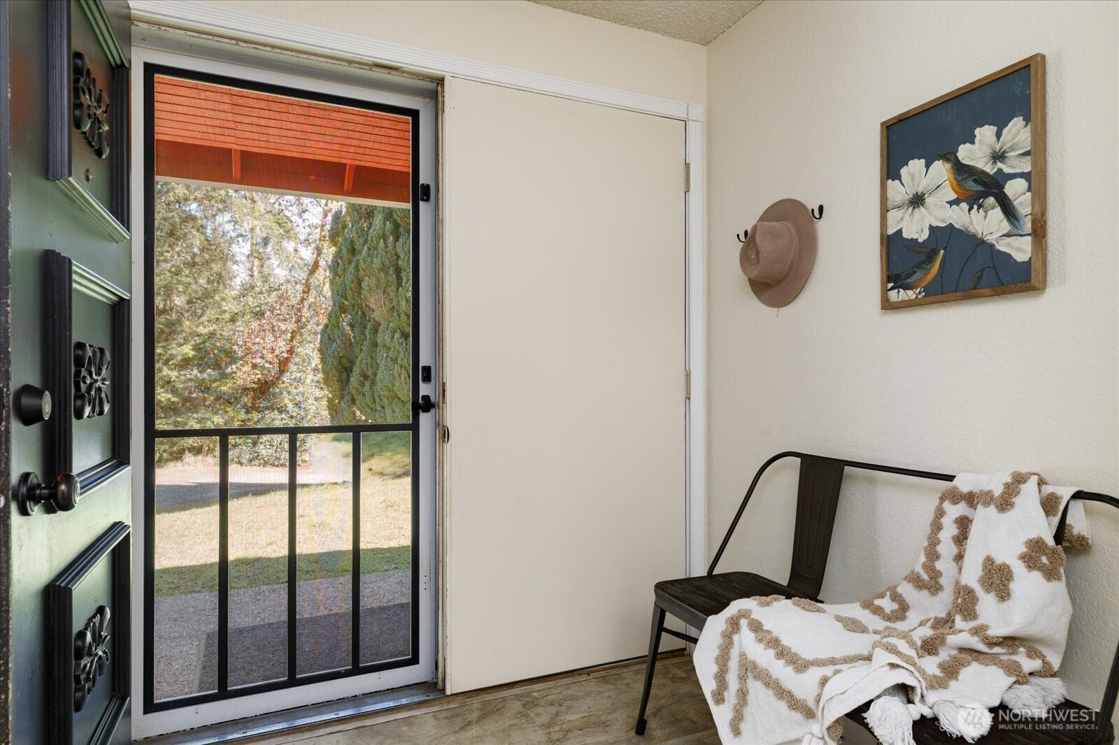 1269 Silver Lake Road , Oak Harbor, WA 98277