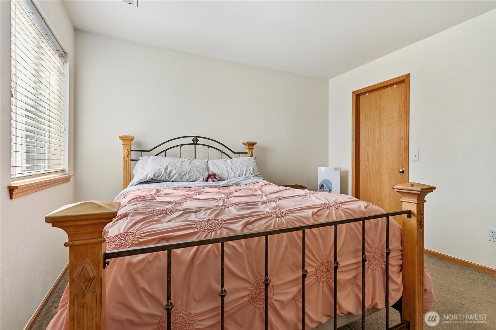 1162 Aaron Drive , Lynden, WA 98264