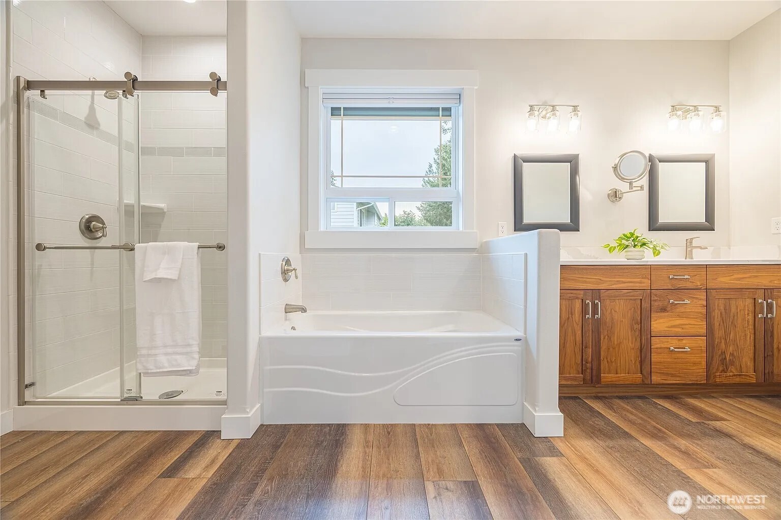 127 Sunrise View Avenue , Sequim, WA 98382