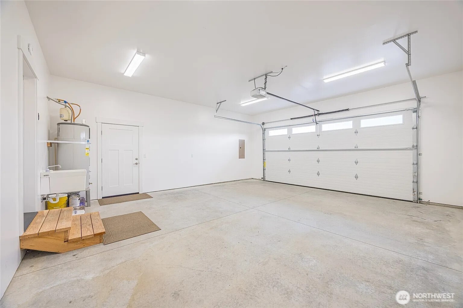 127 Sunrise View Avenue , Sequim, WA 98382