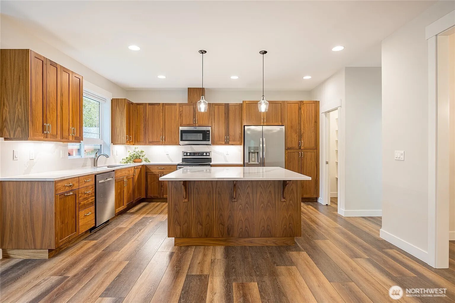 127 Sunrise View Avenue , Sequim, WA 98382