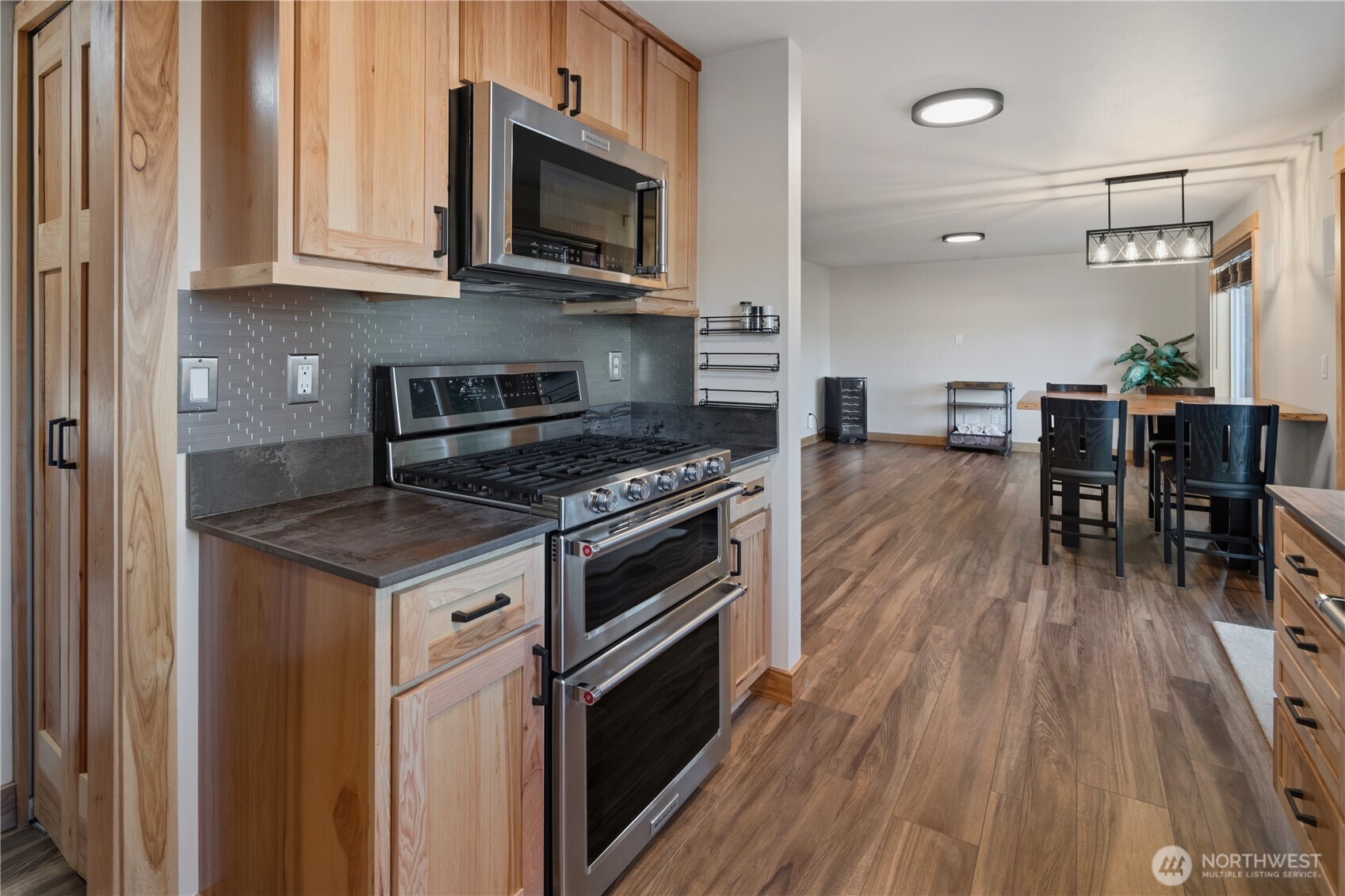 127 Lake Terrace Drive , Mossyrock, WA 98564