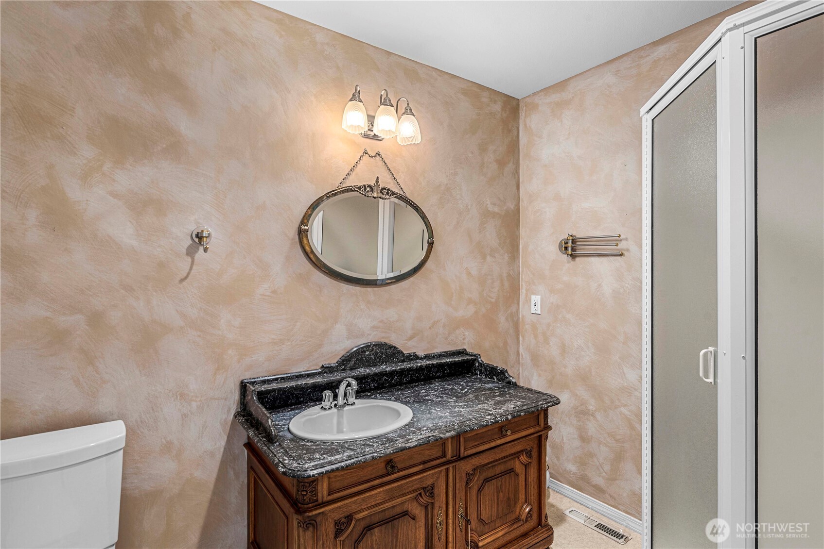 351 19th Street #21, East Wenatchee, WA 98802