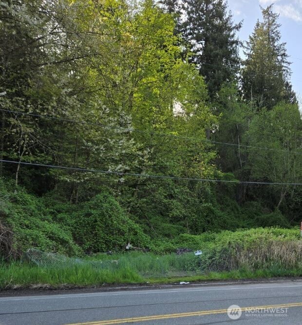 2306 W Valley Highway E, Edgewood, WA 98372