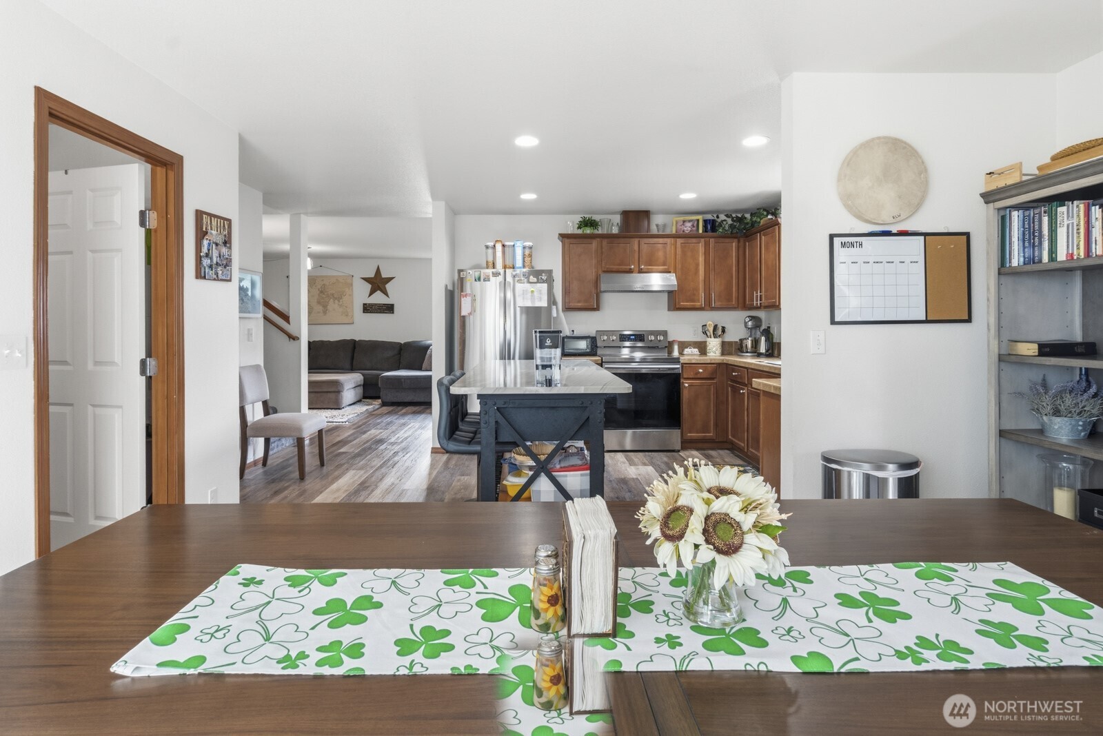 1804 Harborview Drive , Aberdeen, WA 98520