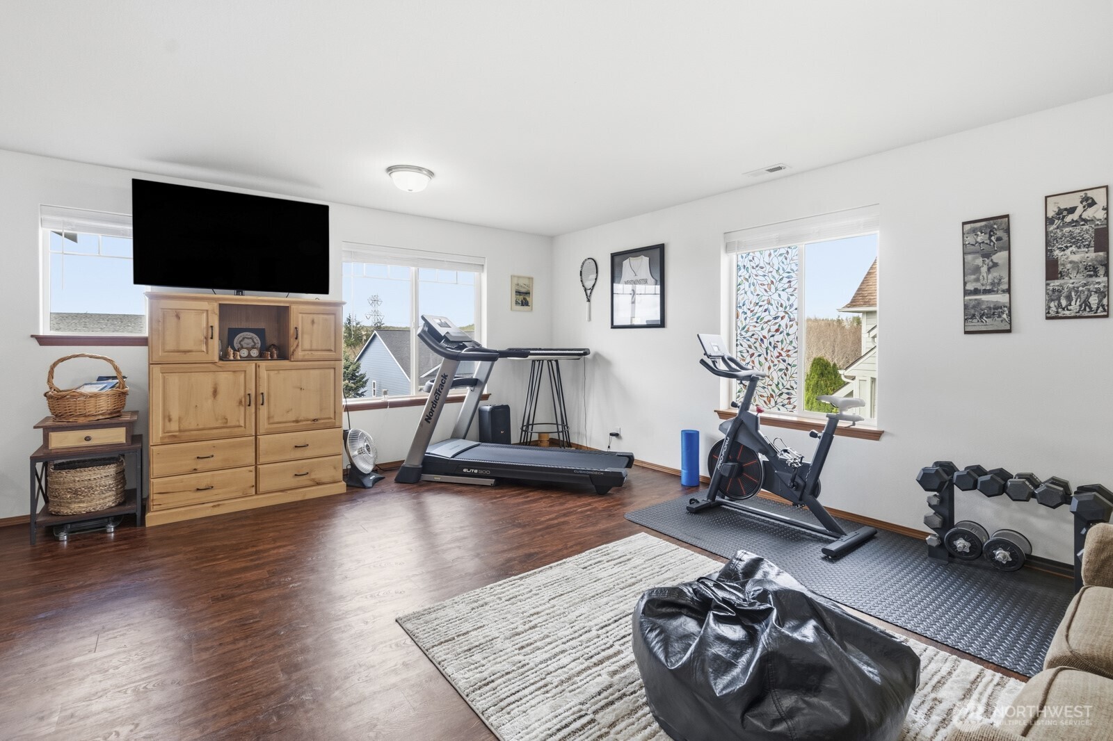 1804 Harborview Drive , Aberdeen, WA 98520