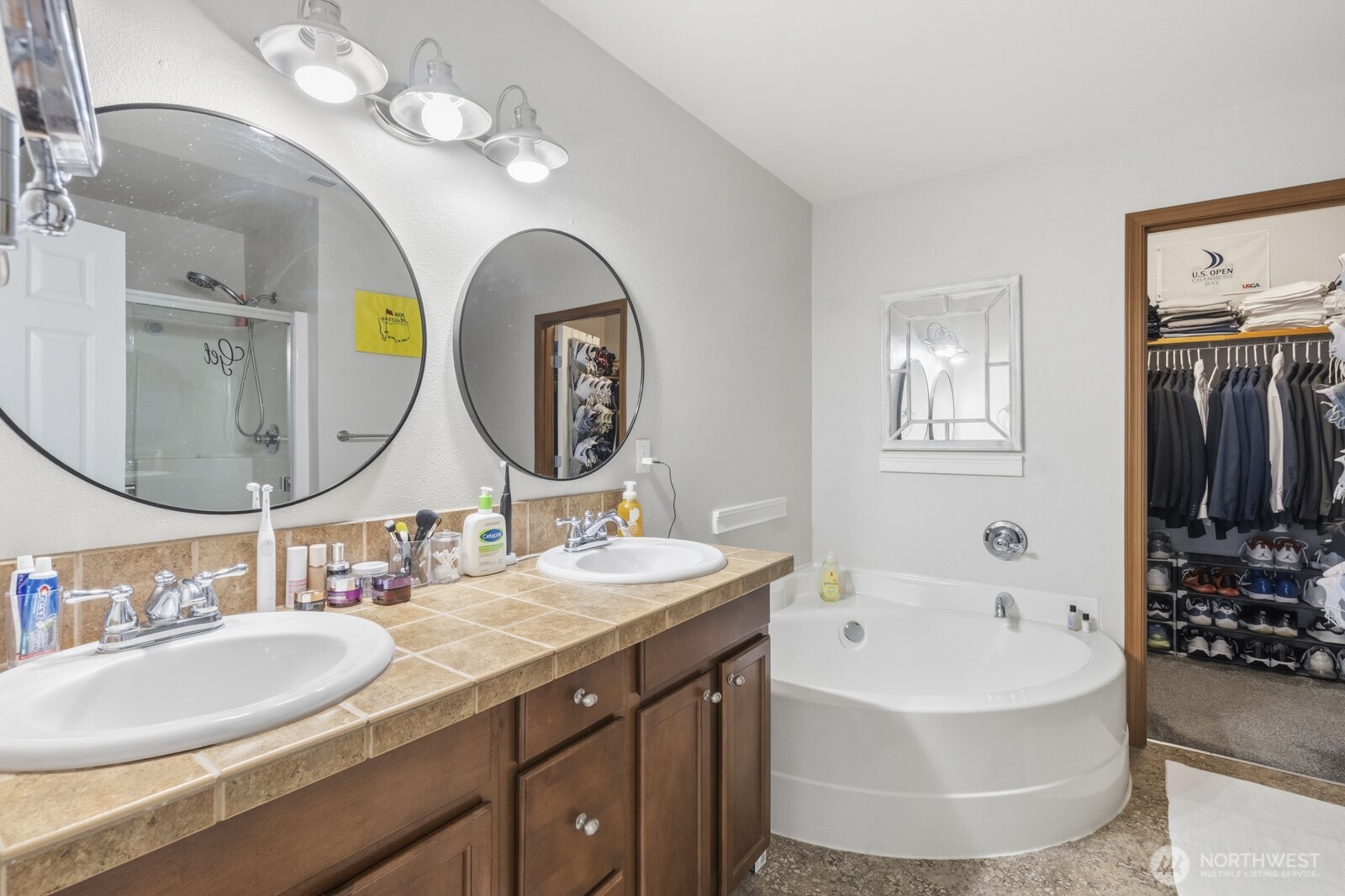 1804 Harborview Drive , Aberdeen, WA 98520