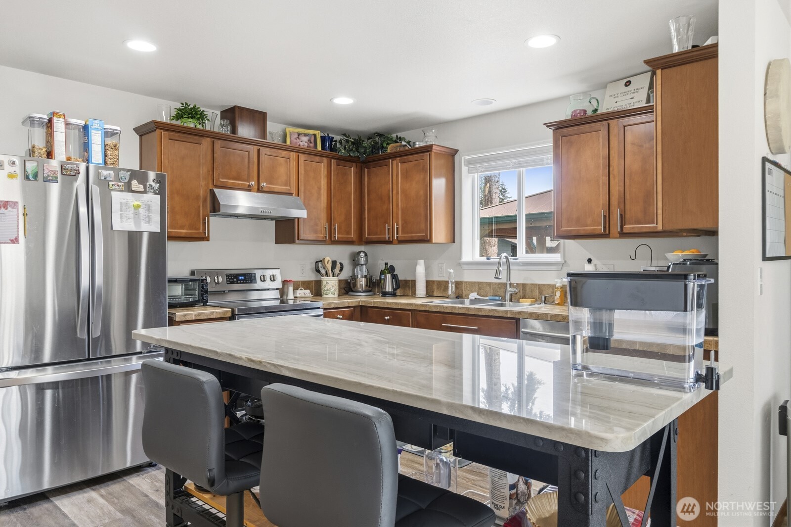 1804 Harborview Drive , Aberdeen, WA 98520