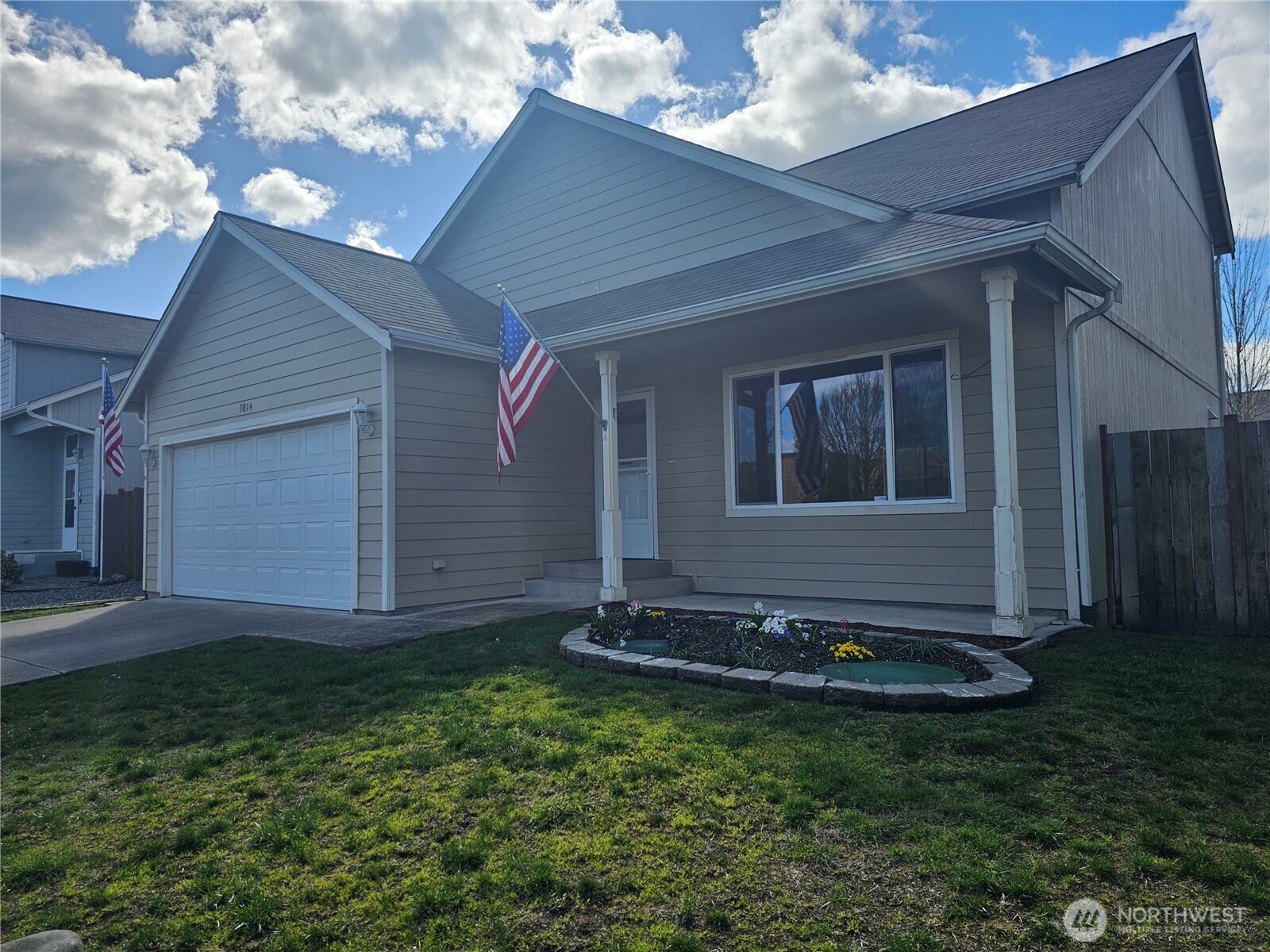 9814 Greenleaf Loop SE, Yelm, WA 98597