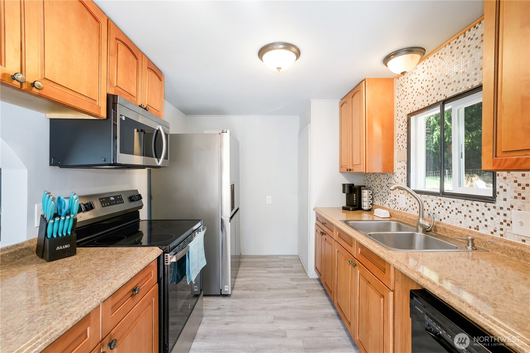 350 E Lakeshore Drive E, Shelton, WA 98584