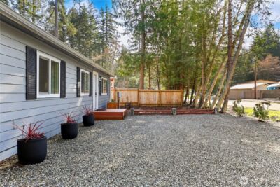 350 E Lakeshore Drive E, Shelton, WA 98584 - Photo 2