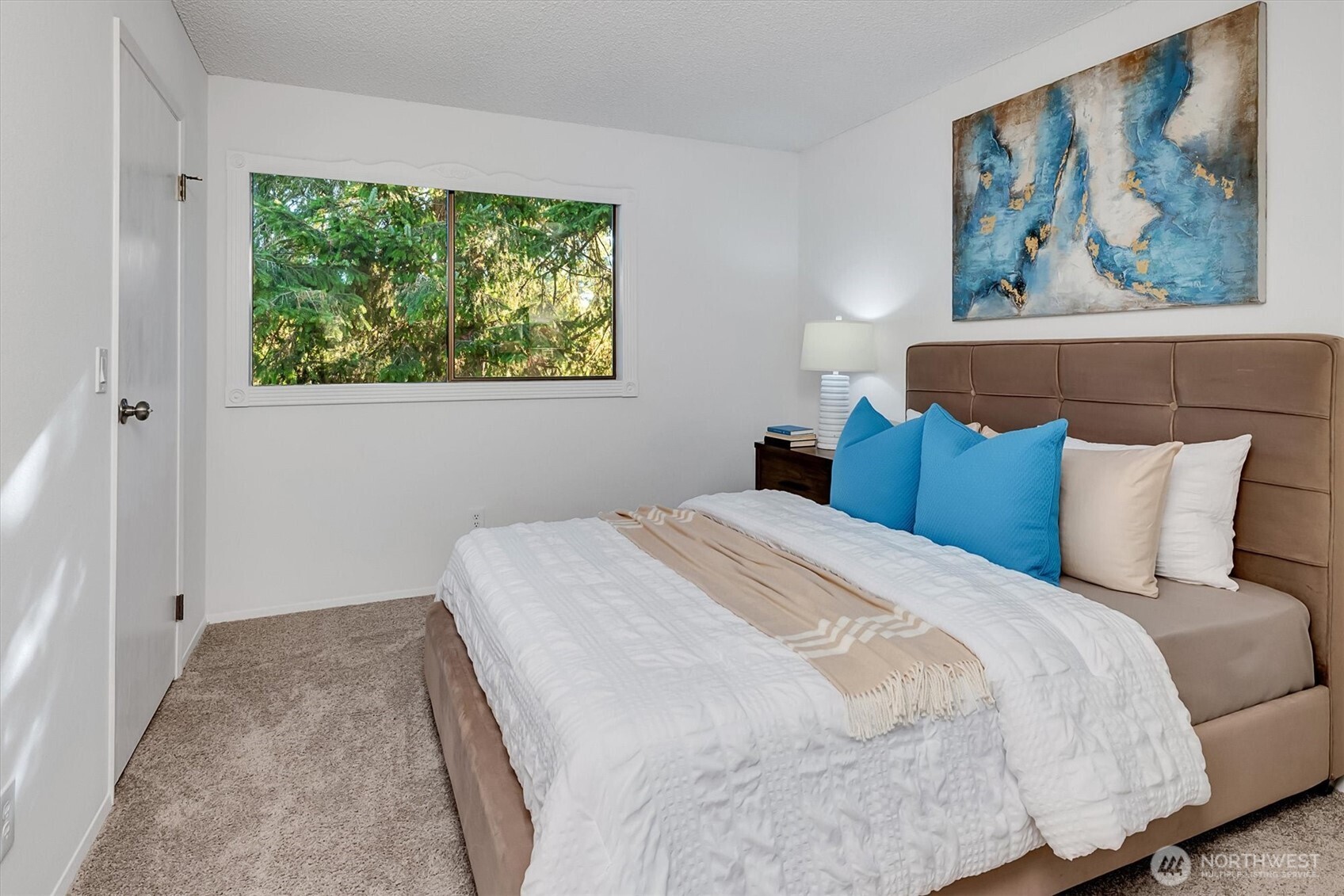 14132 74th Place NE #16-D, Kirkland, WA 98034