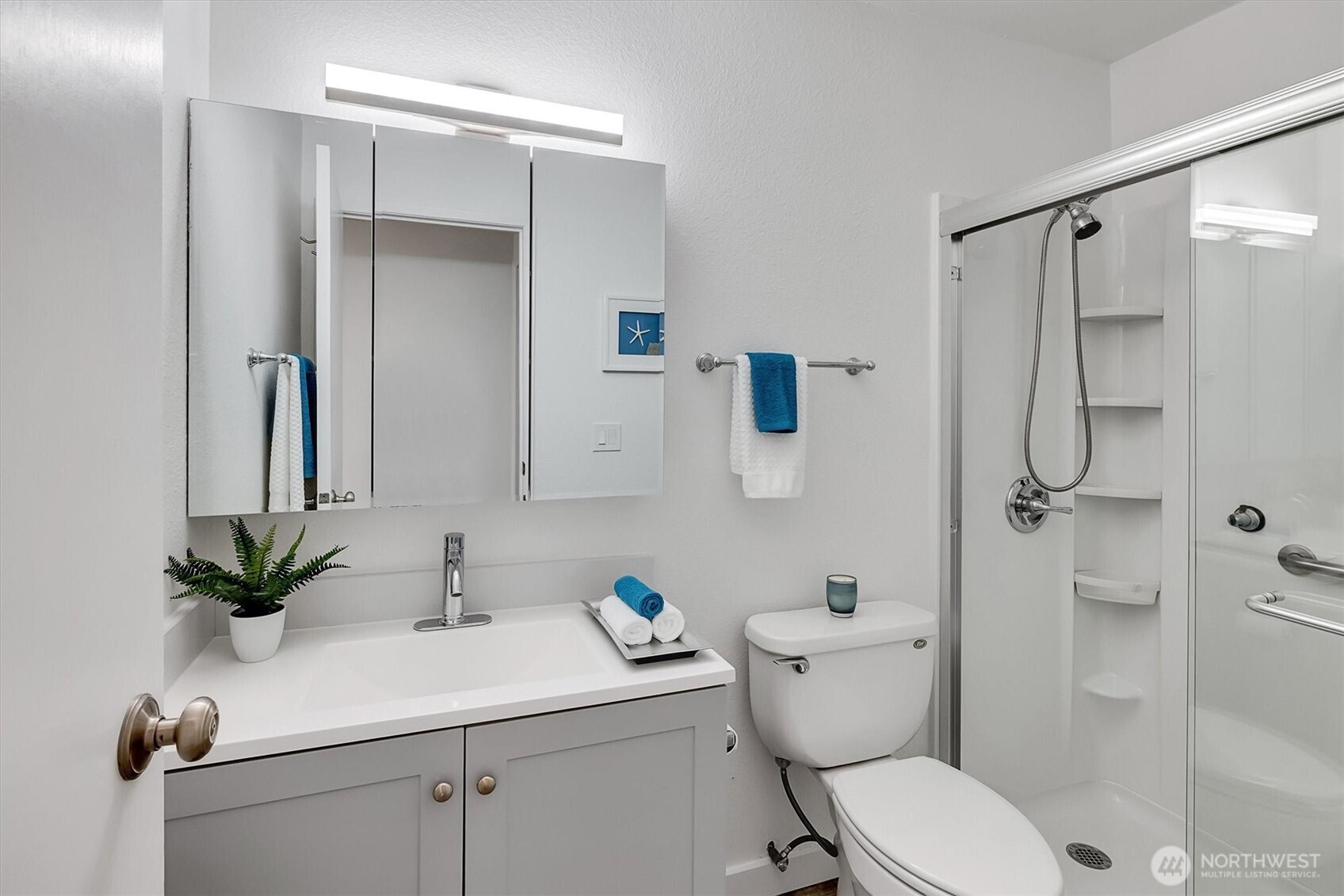 14132 74th Place NE #16-D, Kirkland, WA 98034