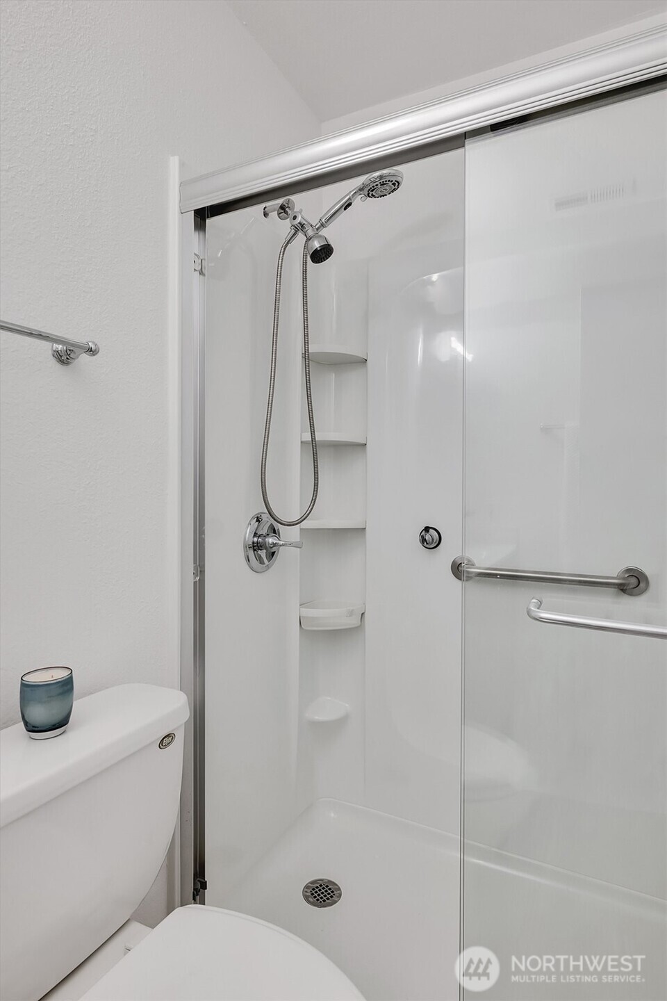 14132 74th Place NE #16-D, Kirkland, WA 98034