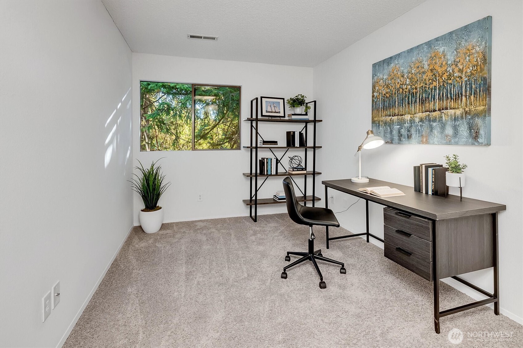 14132 74th Place NE #16-D, Kirkland, WA 98034