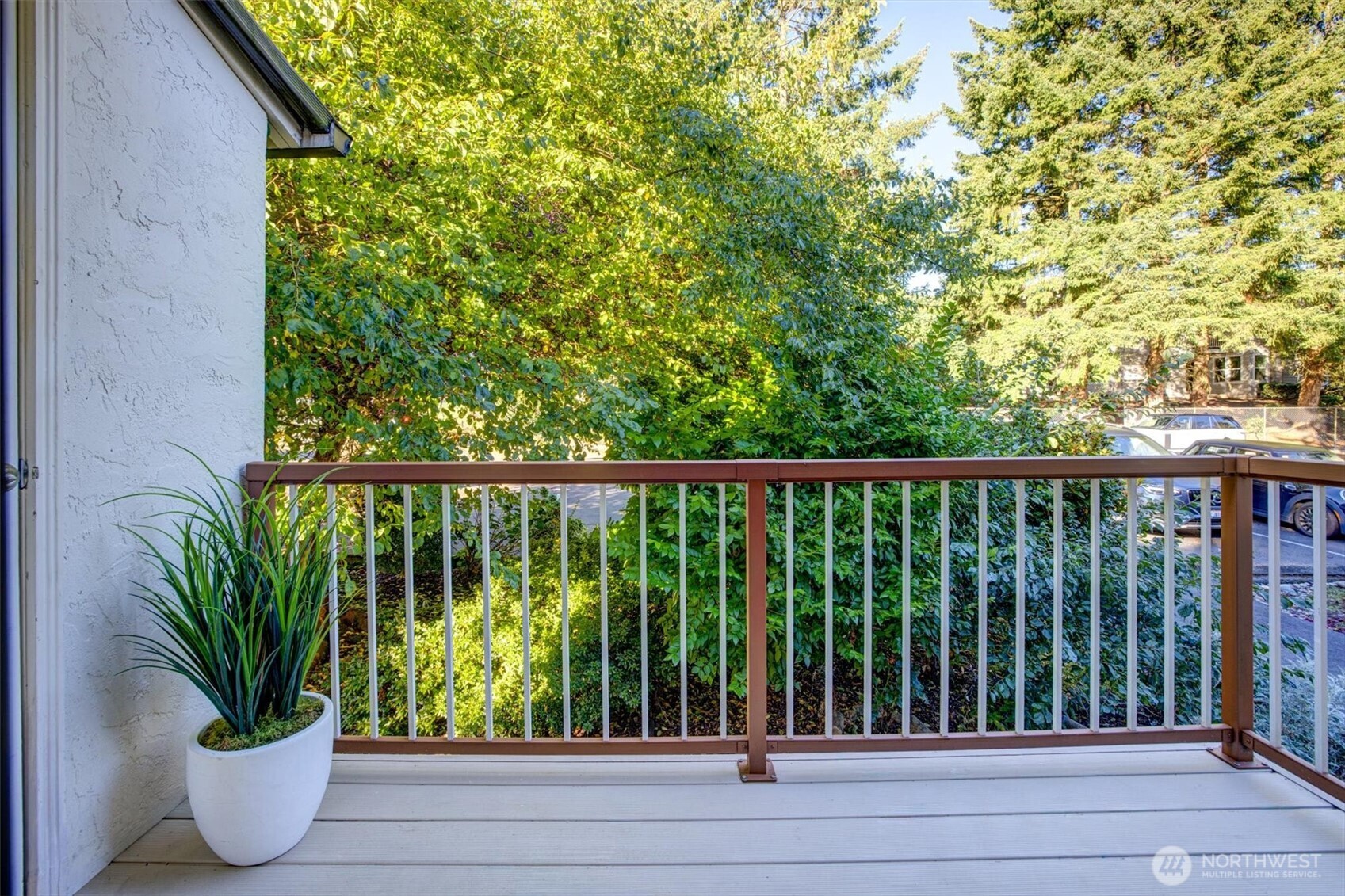 14132 74th Place NE #16-D, Kirkland, WA 98034