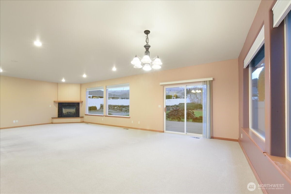 154 Springhill Drive , East Wenatchee, WA 98802