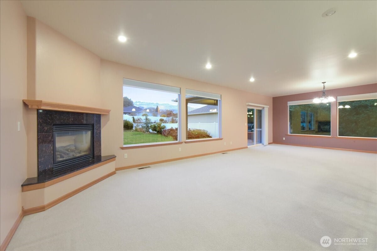 154 Springhill Drive , East Wenatchee, WA 98802