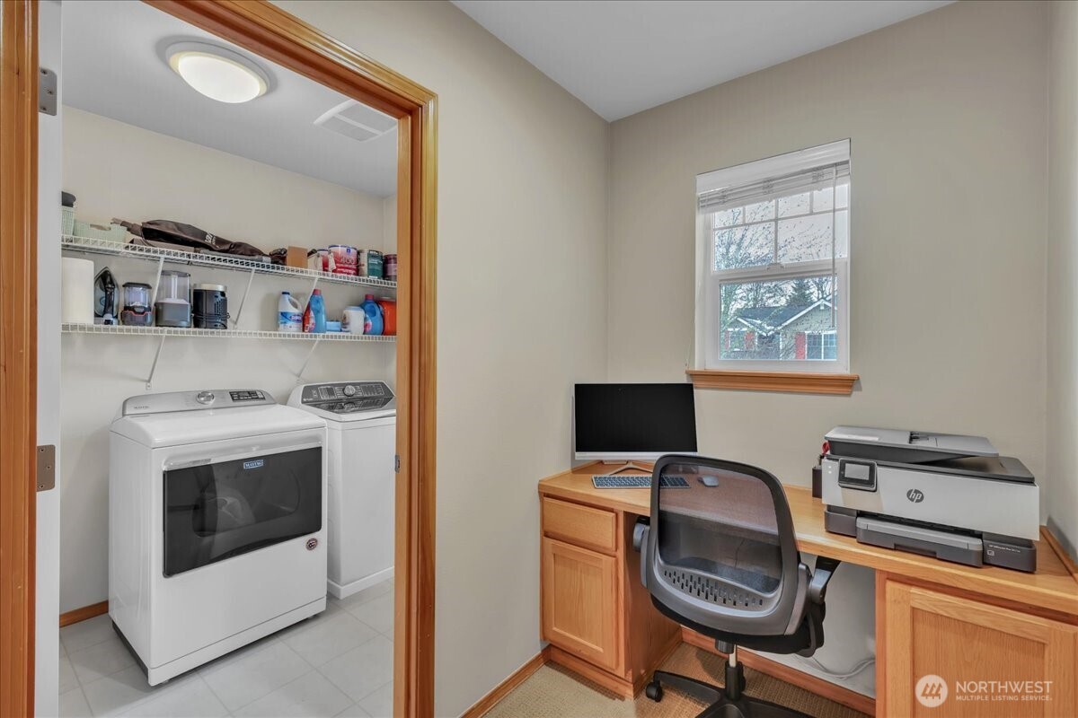 24606 232nd Place , Maple Valley, WA 98038