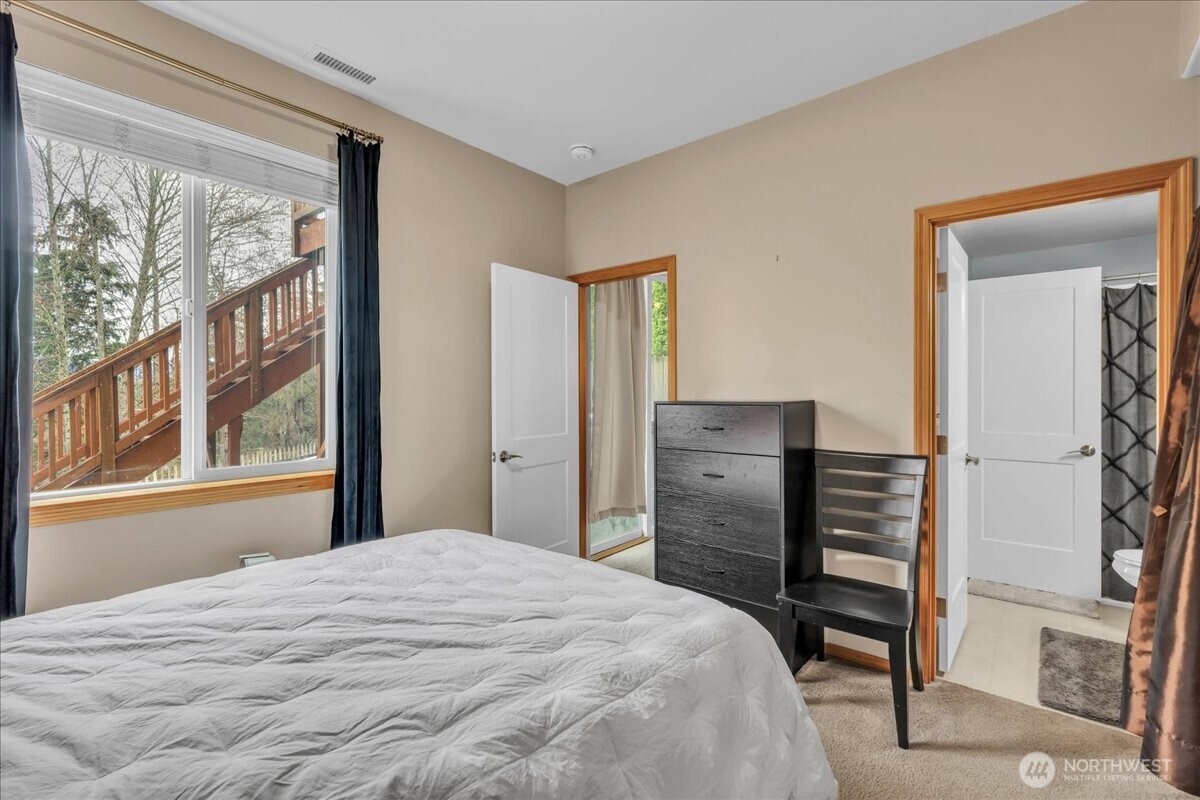 24606 232nd Place , Maple Valley, WA 98038