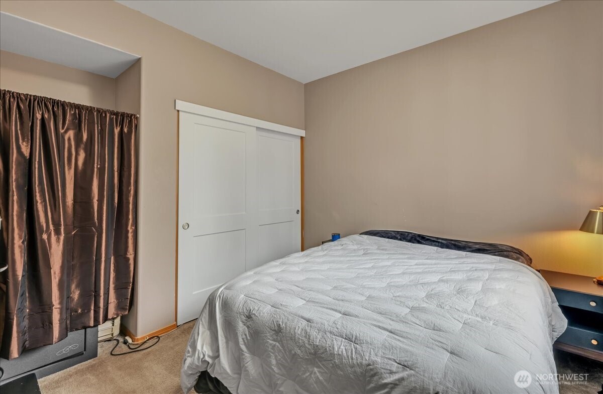 24606 232nd Place , Maple Valley, WA 98038