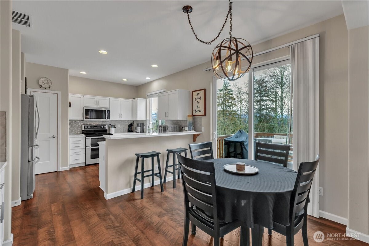 24606 232nd Place , Maple Valley, WA 98038