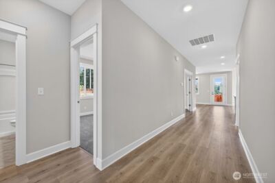 2704 Bowthorpe Street SE, Lacey, WA 98513 - Photo 14