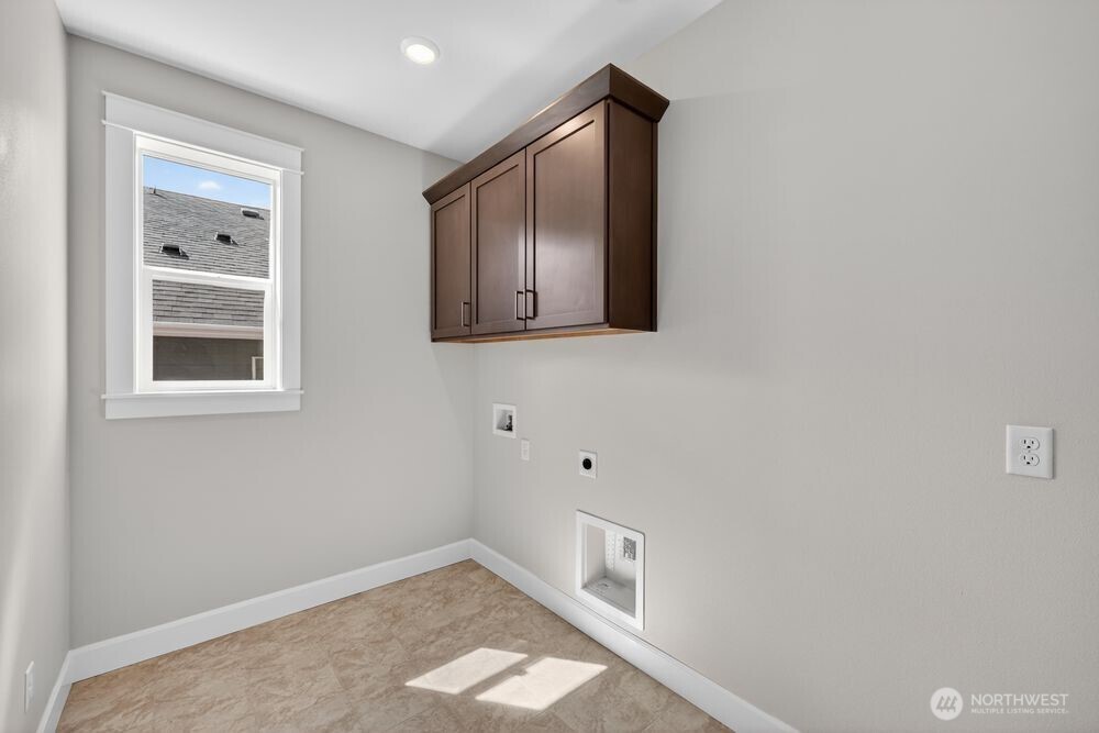 2704 Bowthorpe Street SE, Lacey, WA 98513