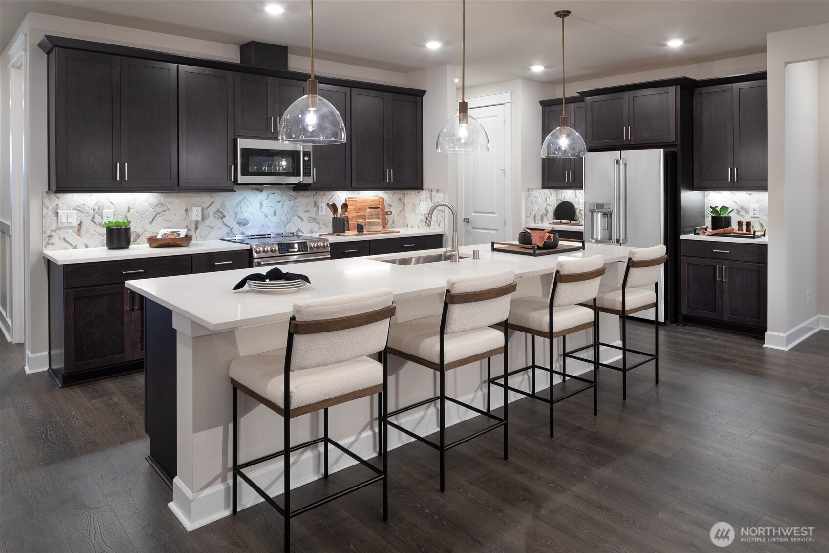 2704 Bowthorpe Street SE, Lacey, WA 98513