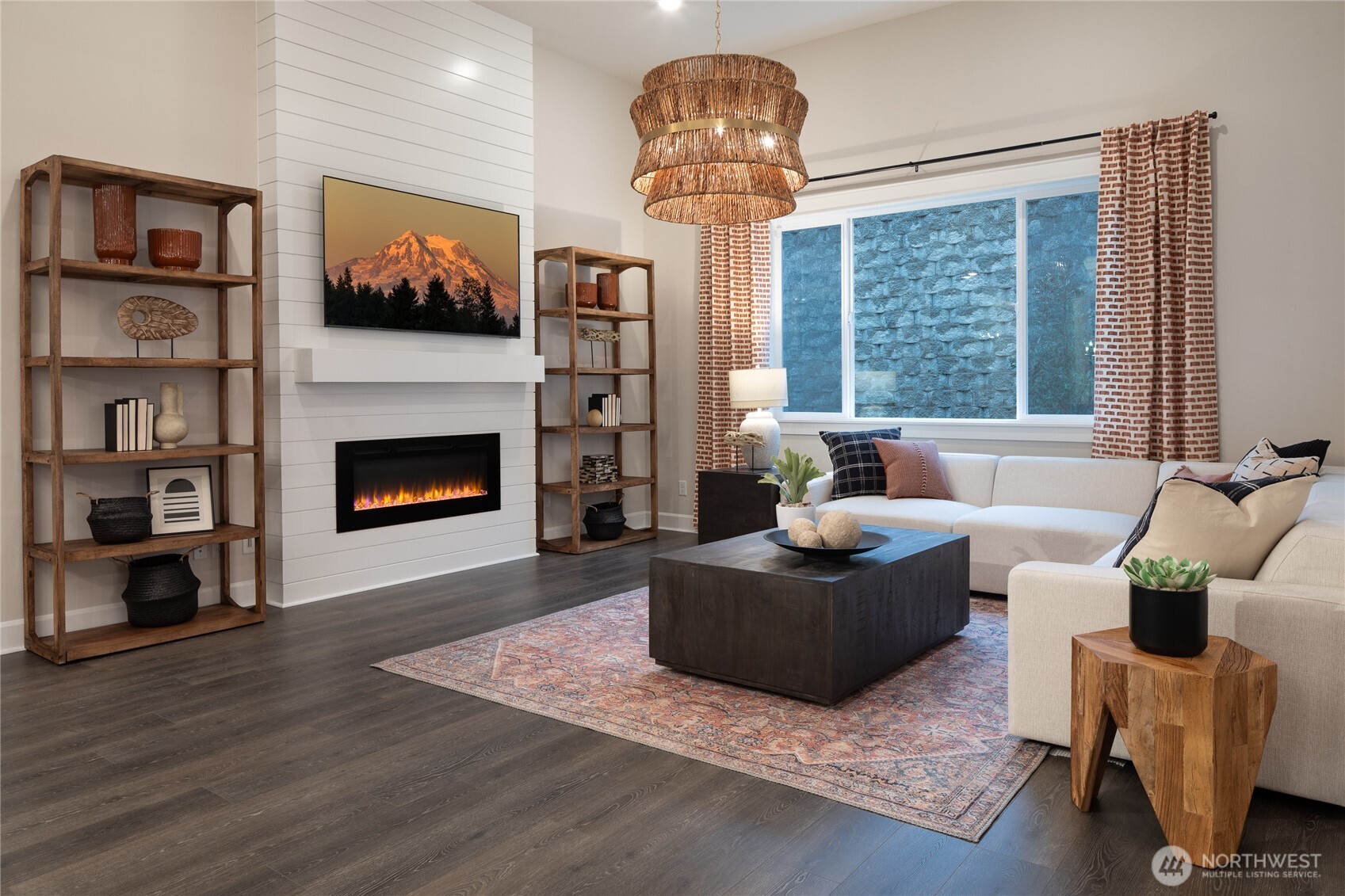 2704 Bowthorpe Street SE, Lacey, WA 98513