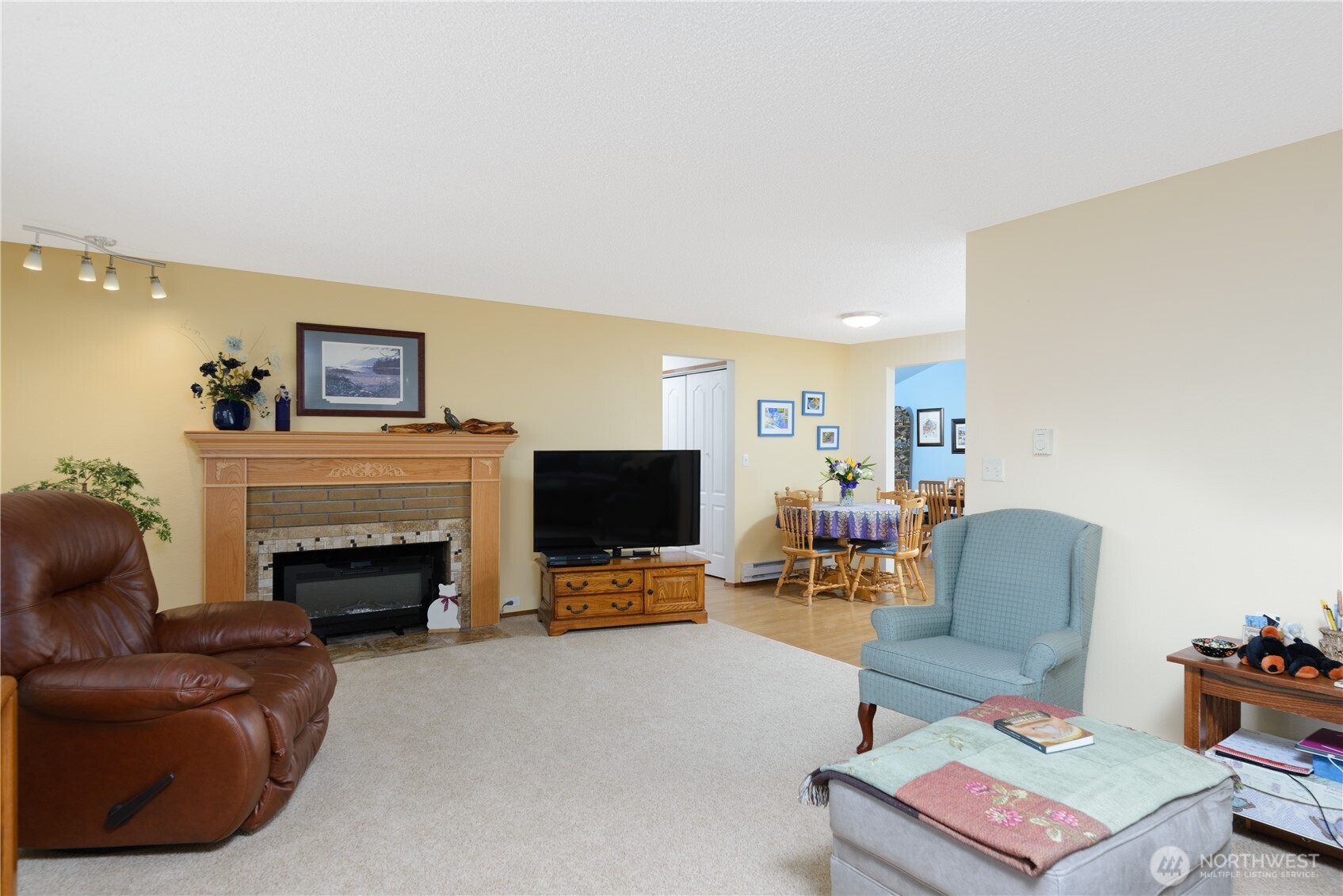 343 W Hemlock , Sequim, WA 98382