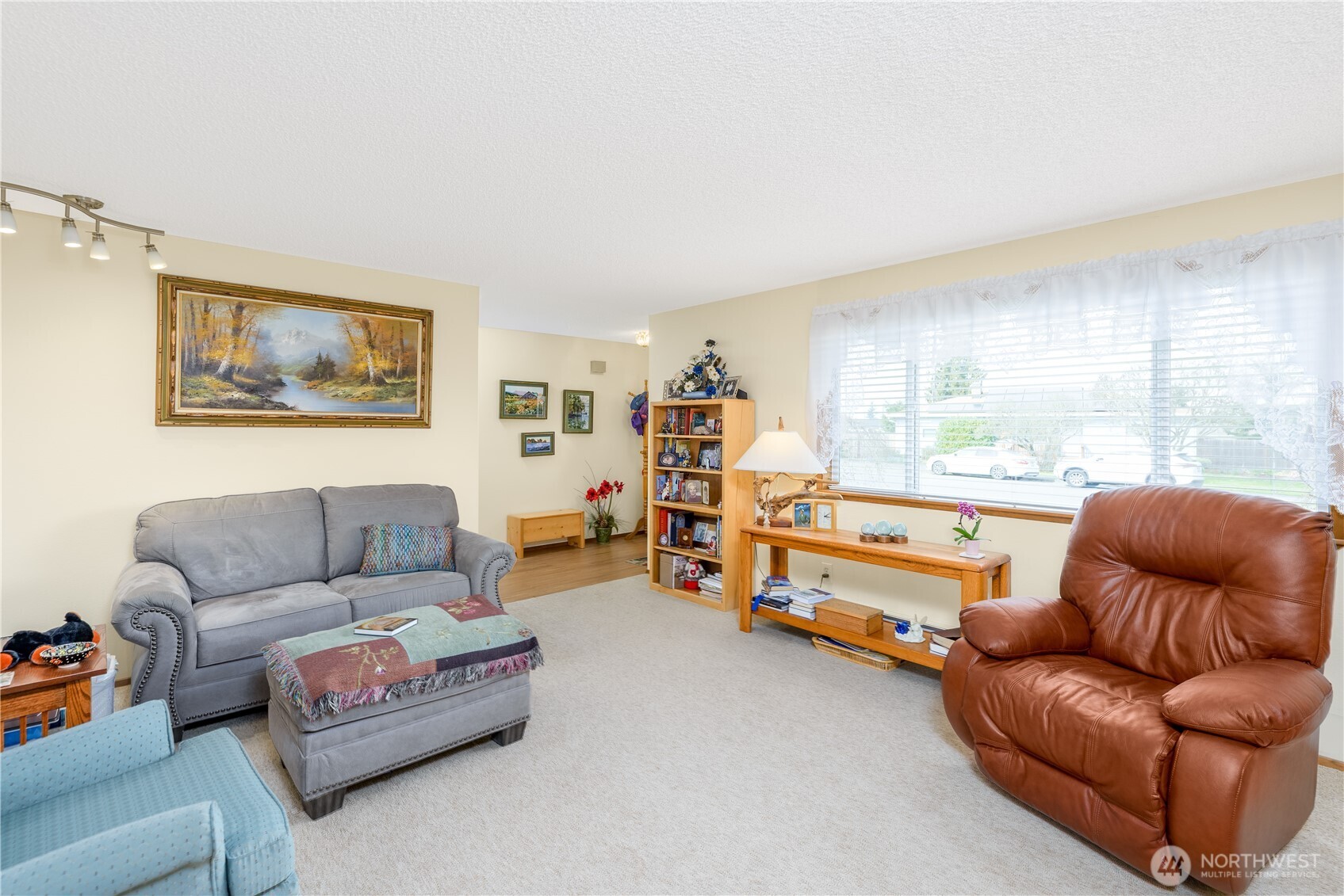 343 W Hemlock , Sequim, WA 98382