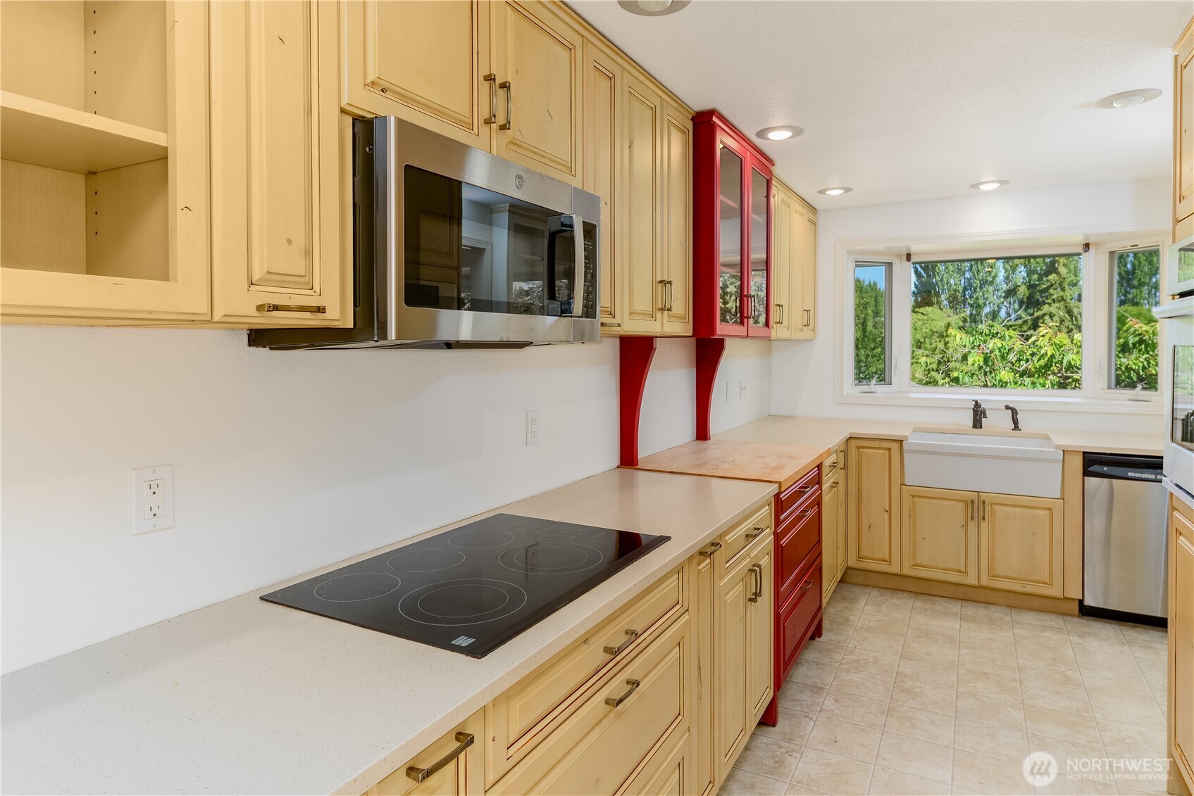 179 Hurricane Ridge Drive , Sequim, WA 98382