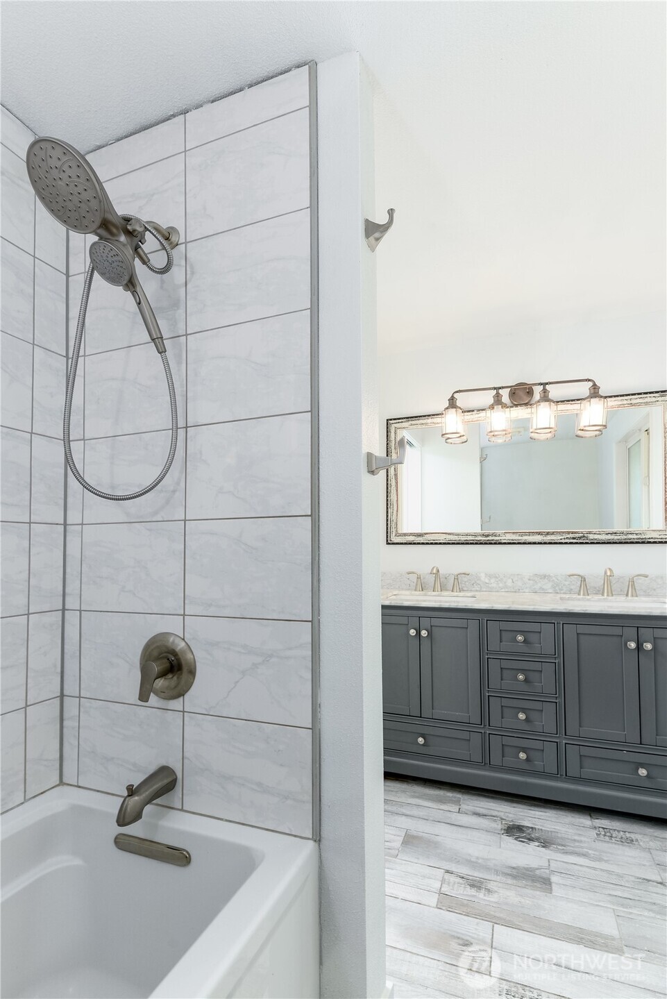 179 Hurricane Ridge Drive , Sequim, WA 98382