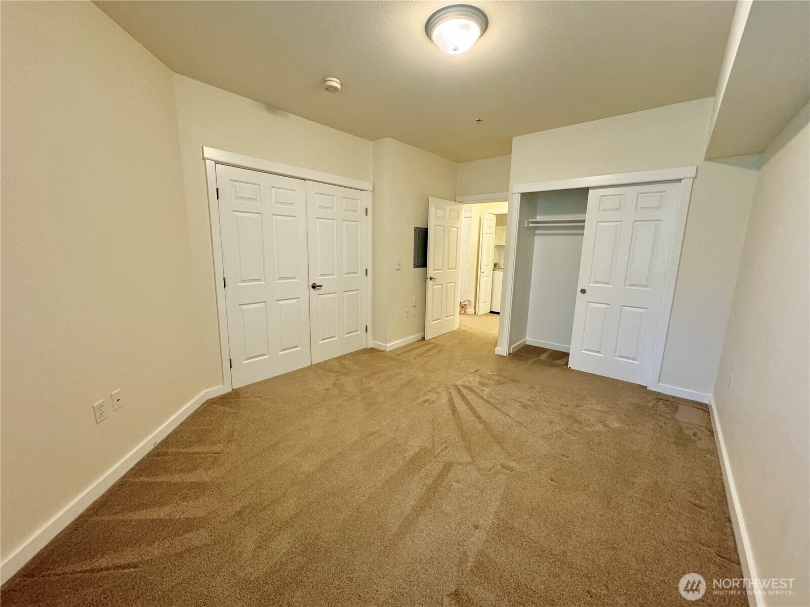 13301 SE 79th Place #C210, Newcastle, WA 98059