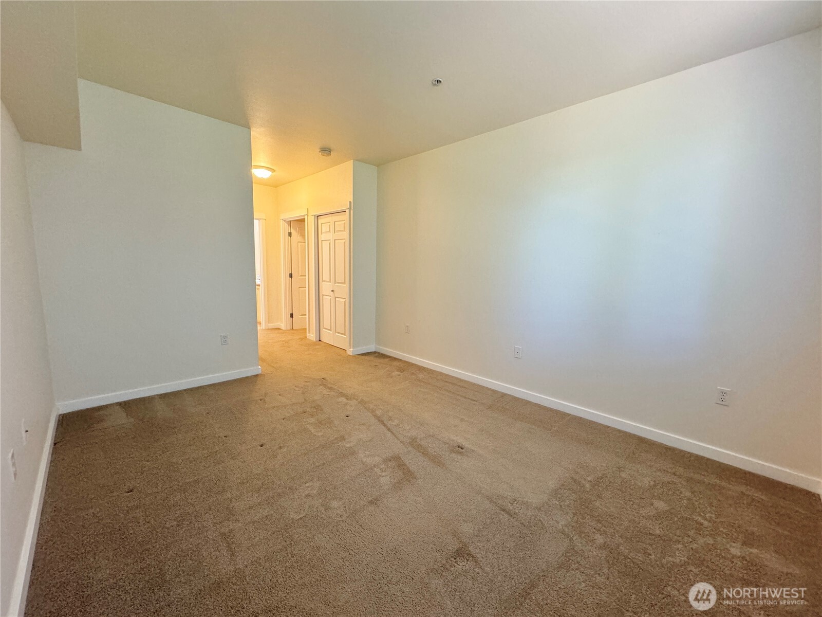 13301 SE 79th Place #C210, Newcastle, WA 98059