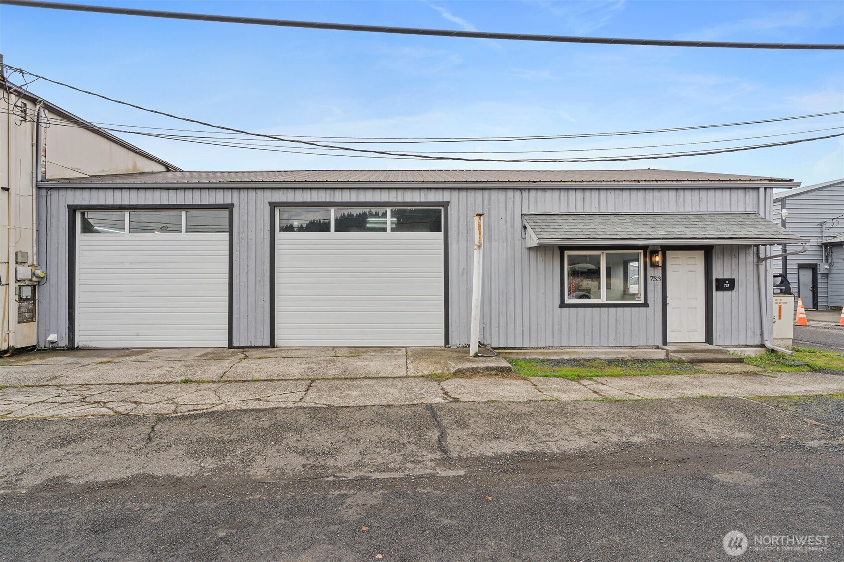 733 NW State Street , Chehalis, WA 98532