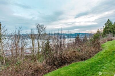 1700 W Sunn Fjord #L103, Bremerton, WA 98312-5334