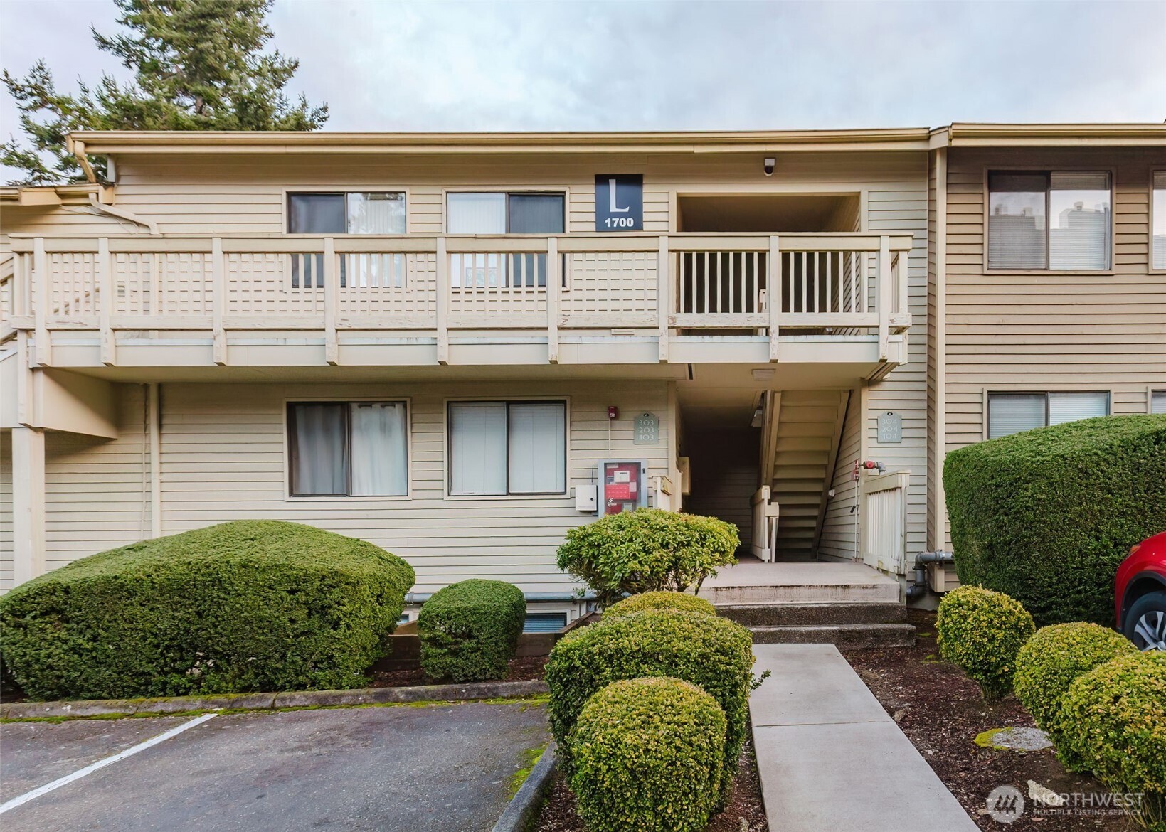 1700 W Sunn Fjord #L103, Bremerton, WA 98312-5334