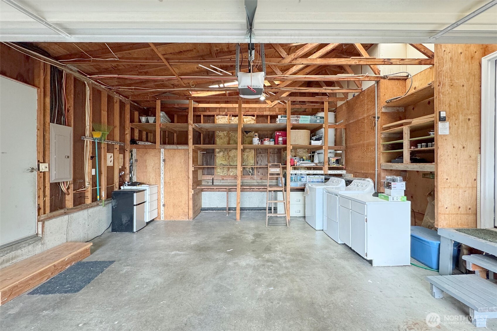 241 Bay View Street , Sequim, WA 98382