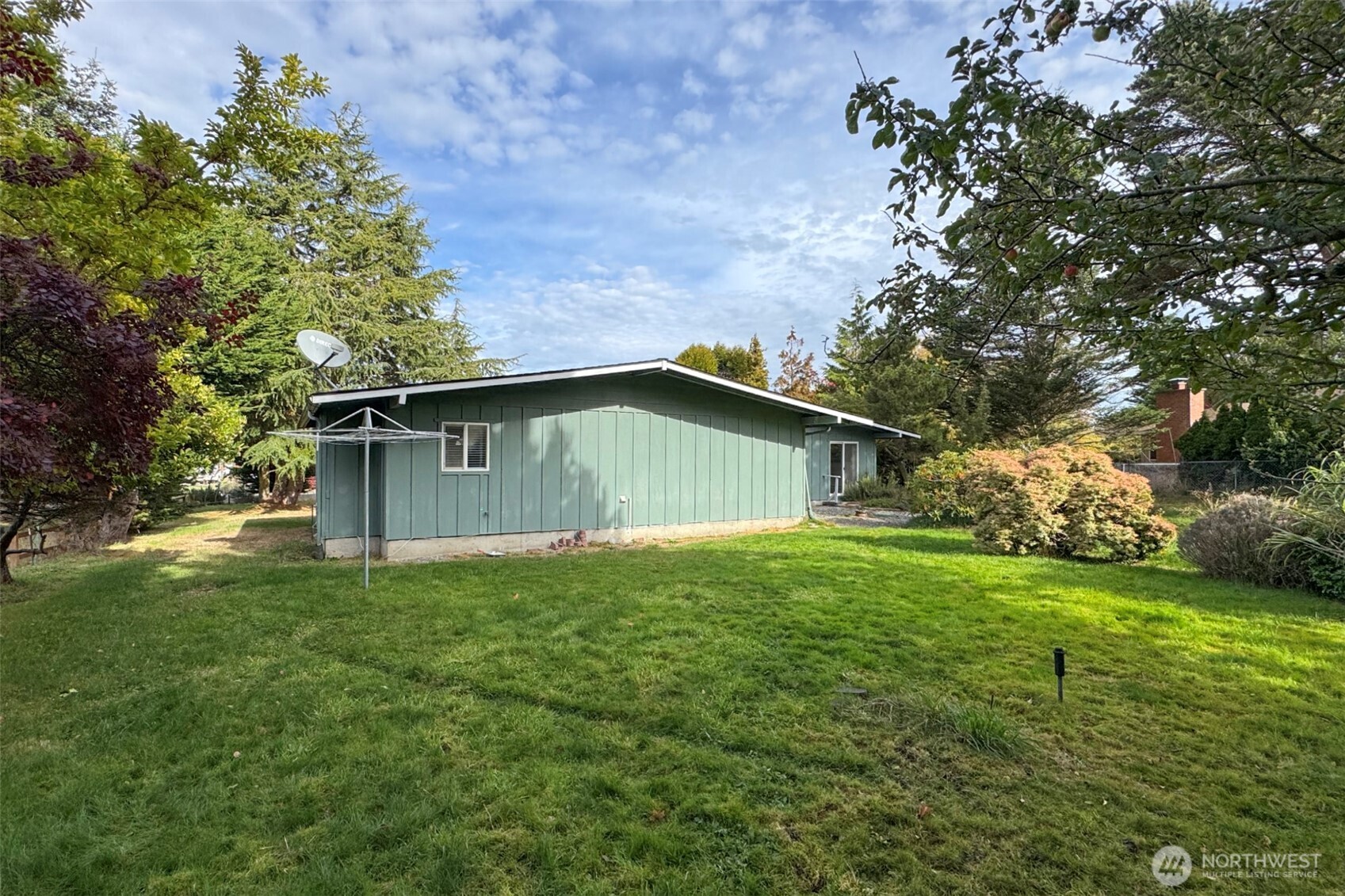 241 Bay View Street , Sequim, WA 98382