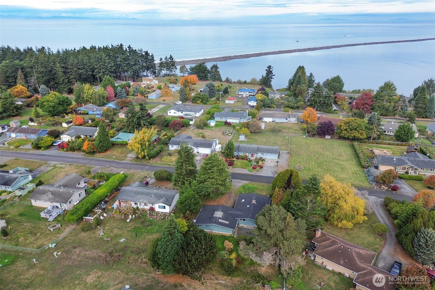 241 Bay View Street , Sequim, WA 98382